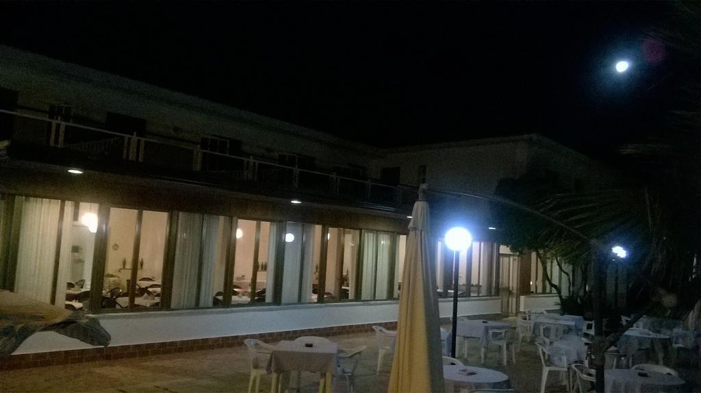 Baia Del Sole Hotel Paestum Eksteriør billede