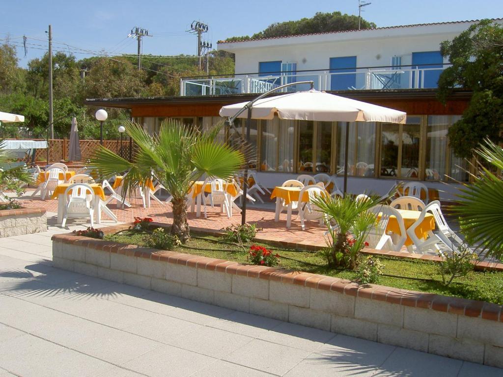 Baia Del Sole Hotel Paestum Eksteriør billede