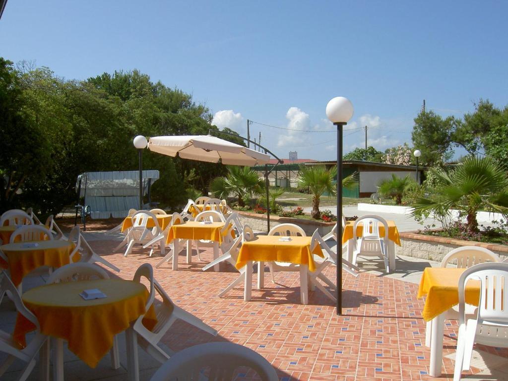 Baia Del Sole Hotel Paestum Eksteriør billede